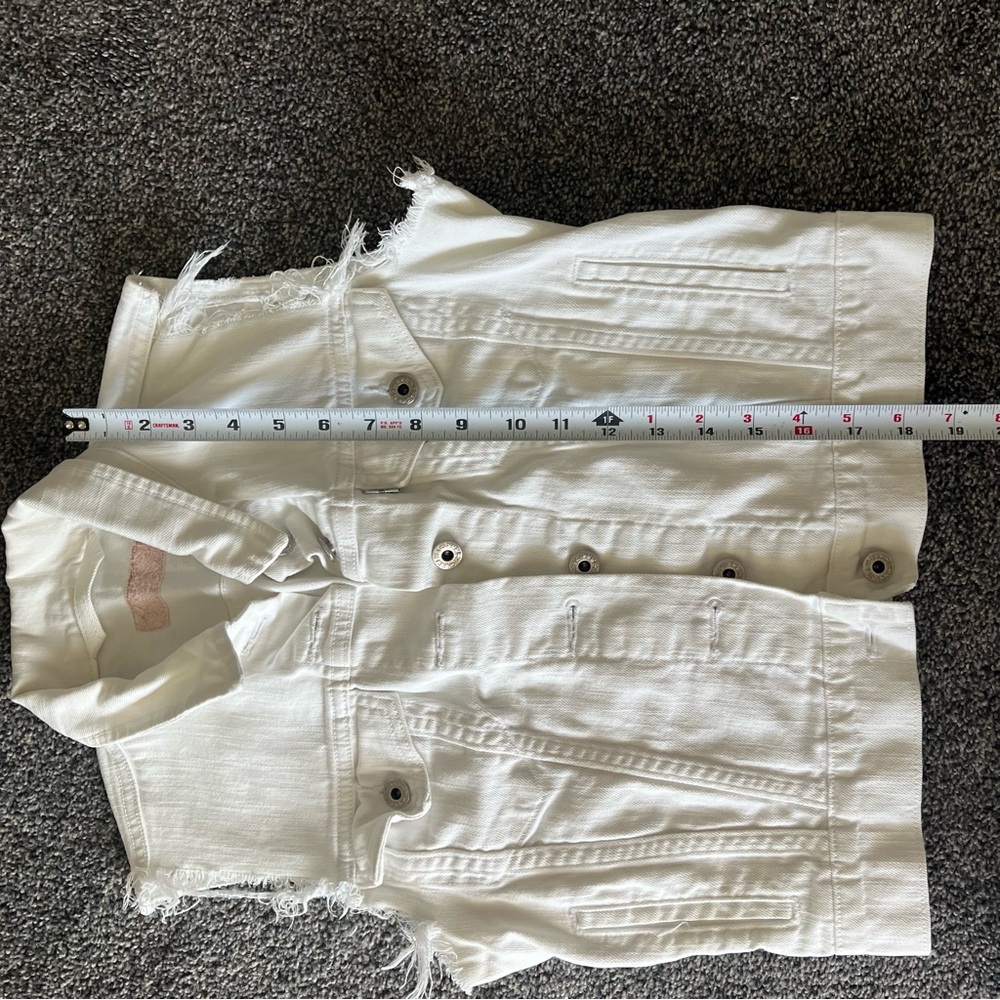 SOLD!! Levi's White Denim Vest - Picture 9 of 9
